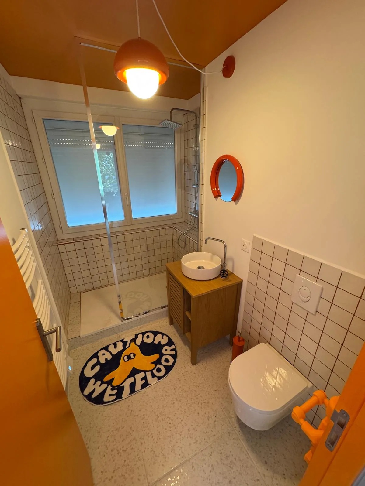 Salle d'eau Chambre Orange